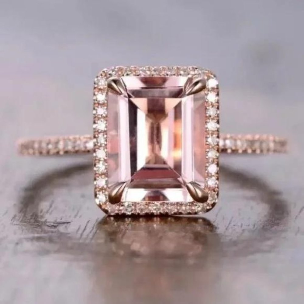 NEW 18K Rose Gold Square Halo Ring, beautiful Ring, shiny Ring - Picture 1 of 6